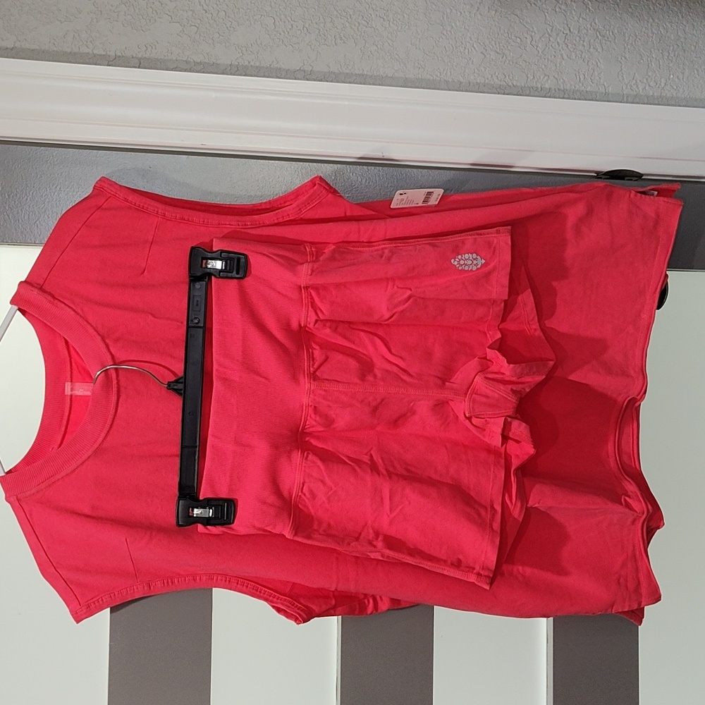 FP Movement by Free People Red Athletic Short Set - Picture 3 of 4